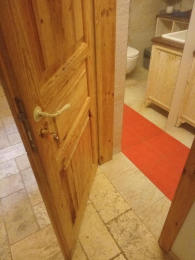 Twoj Azyl Villa Świdnik Buitenkant foto