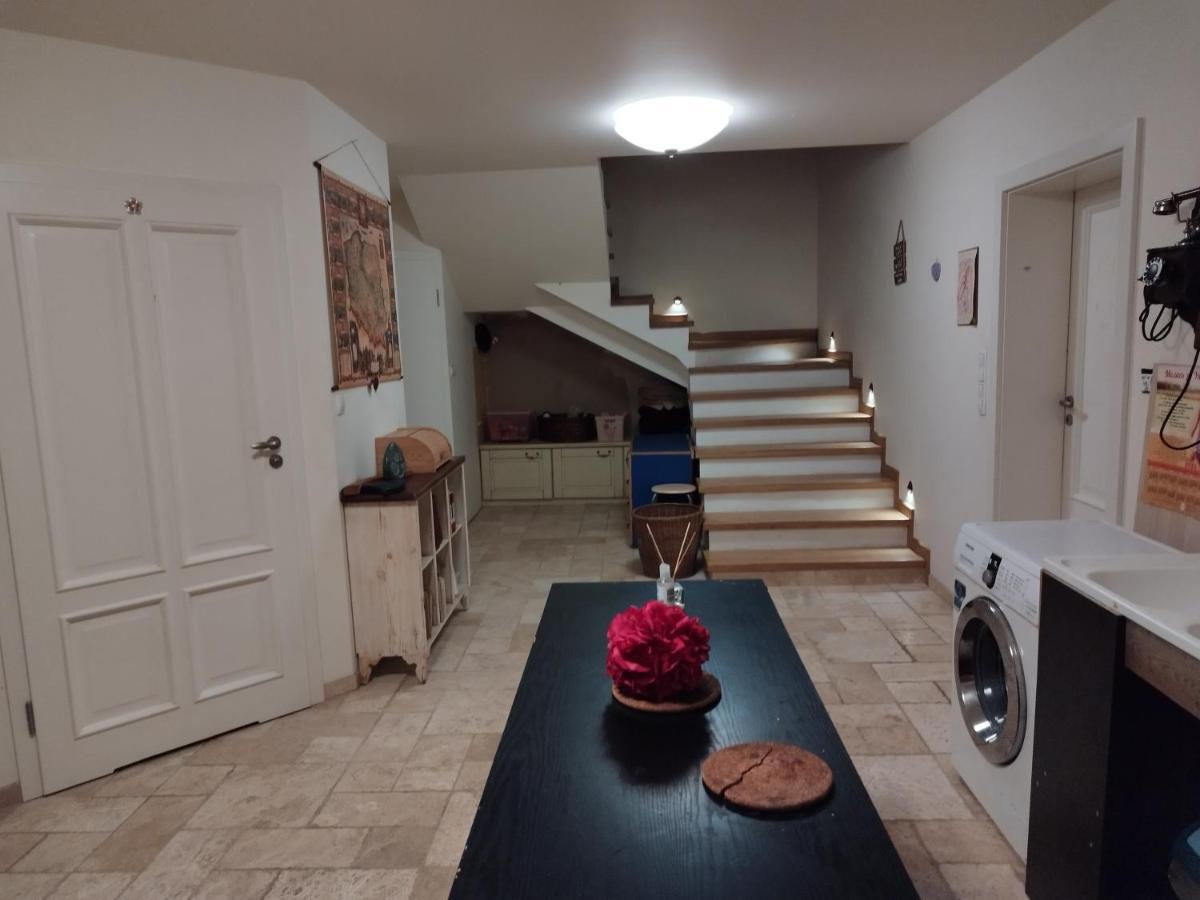 Twoj Azyl Villa Świdnik Buitenkant foto