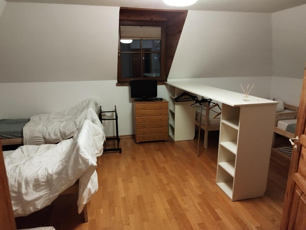 Twoj Azyl Villa Świdnik Buitenkant foto