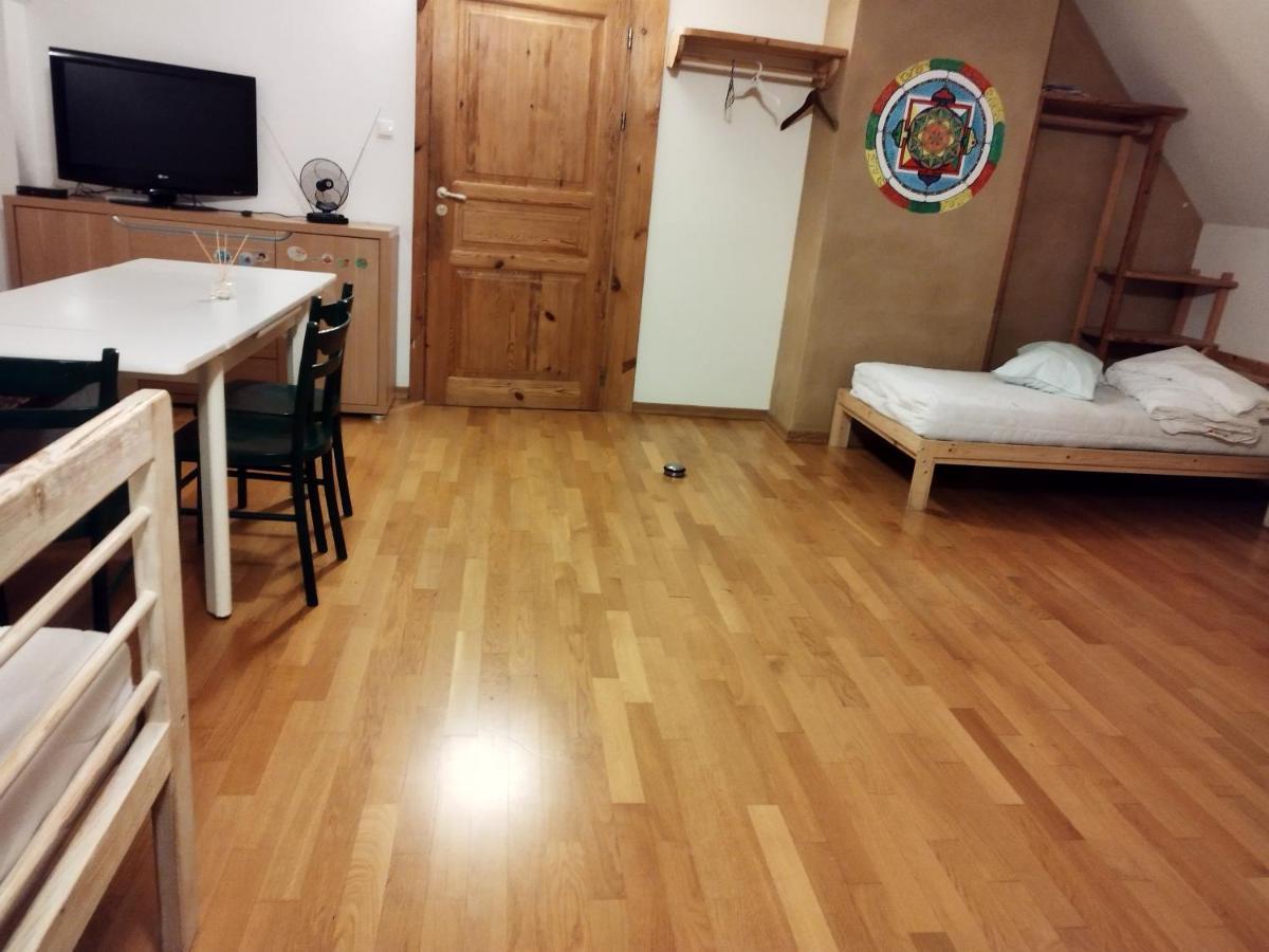 Twoj Azyl Villa Świdnik Buitenkant foto