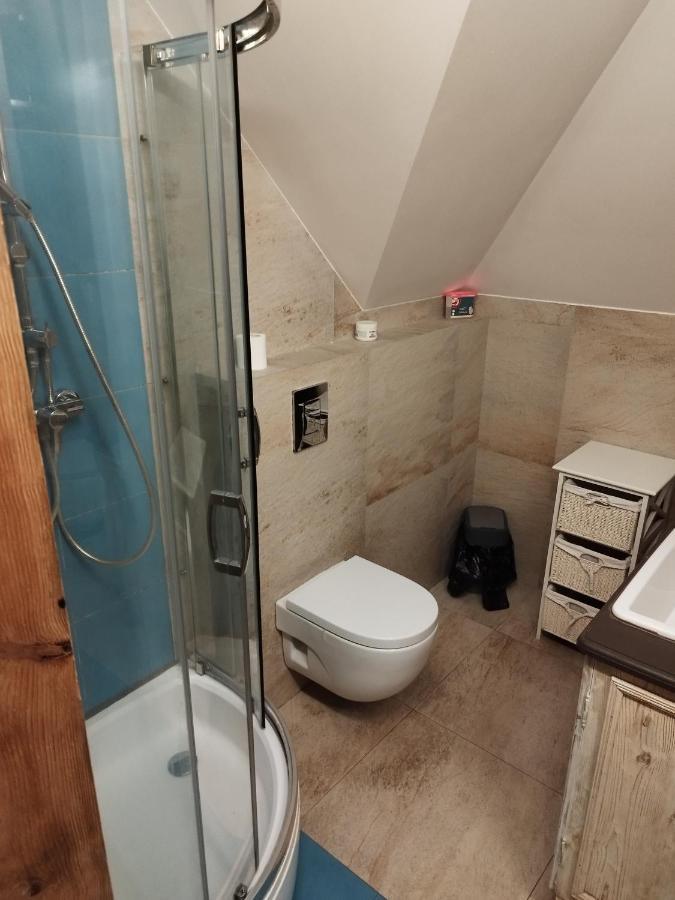 Twoj Azyl Villa Świdnik Buitenkant foto