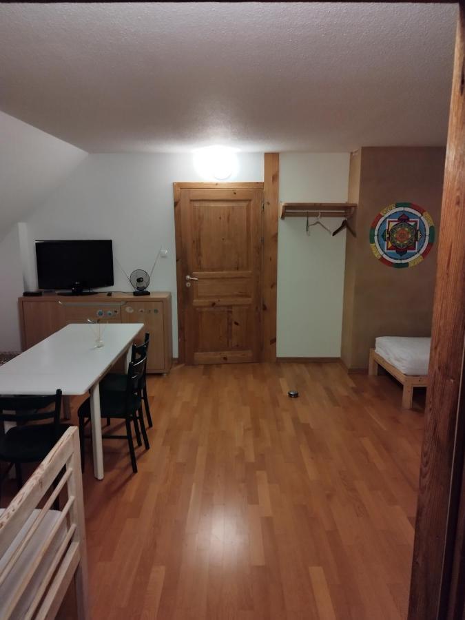 Twoj Azyl Villa Świdnik Buitenkant foto