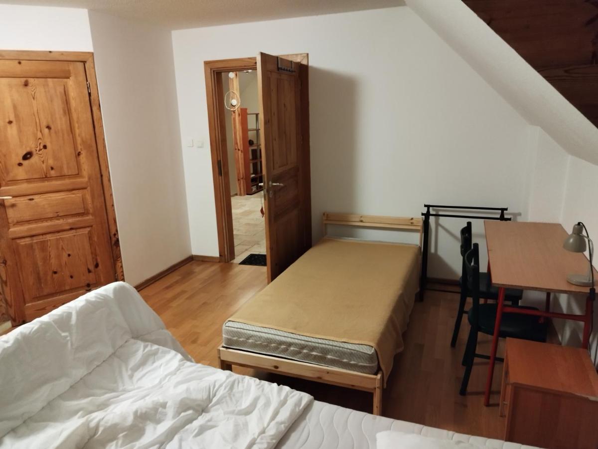 Twoj Azyl Villa Świdnik Buitenkant foto