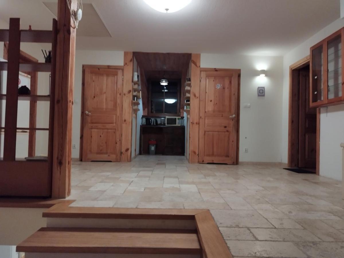 Twoj Azyl Villa Świdnik Buitenkant foto